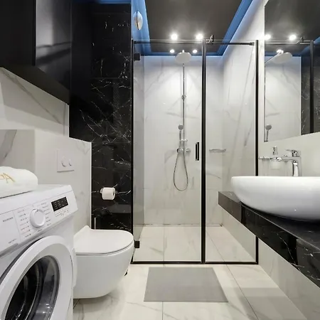 Chic - Center - Luxury And - S74 Апартаменты